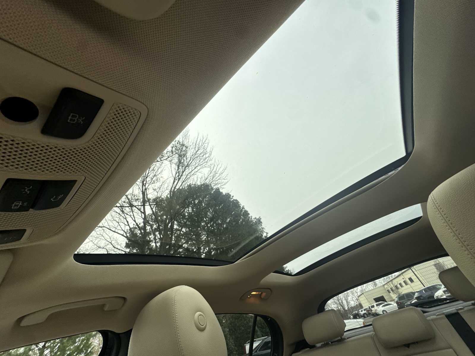 Thumbnail: 2018 Mercedes-Benz GLA - 16