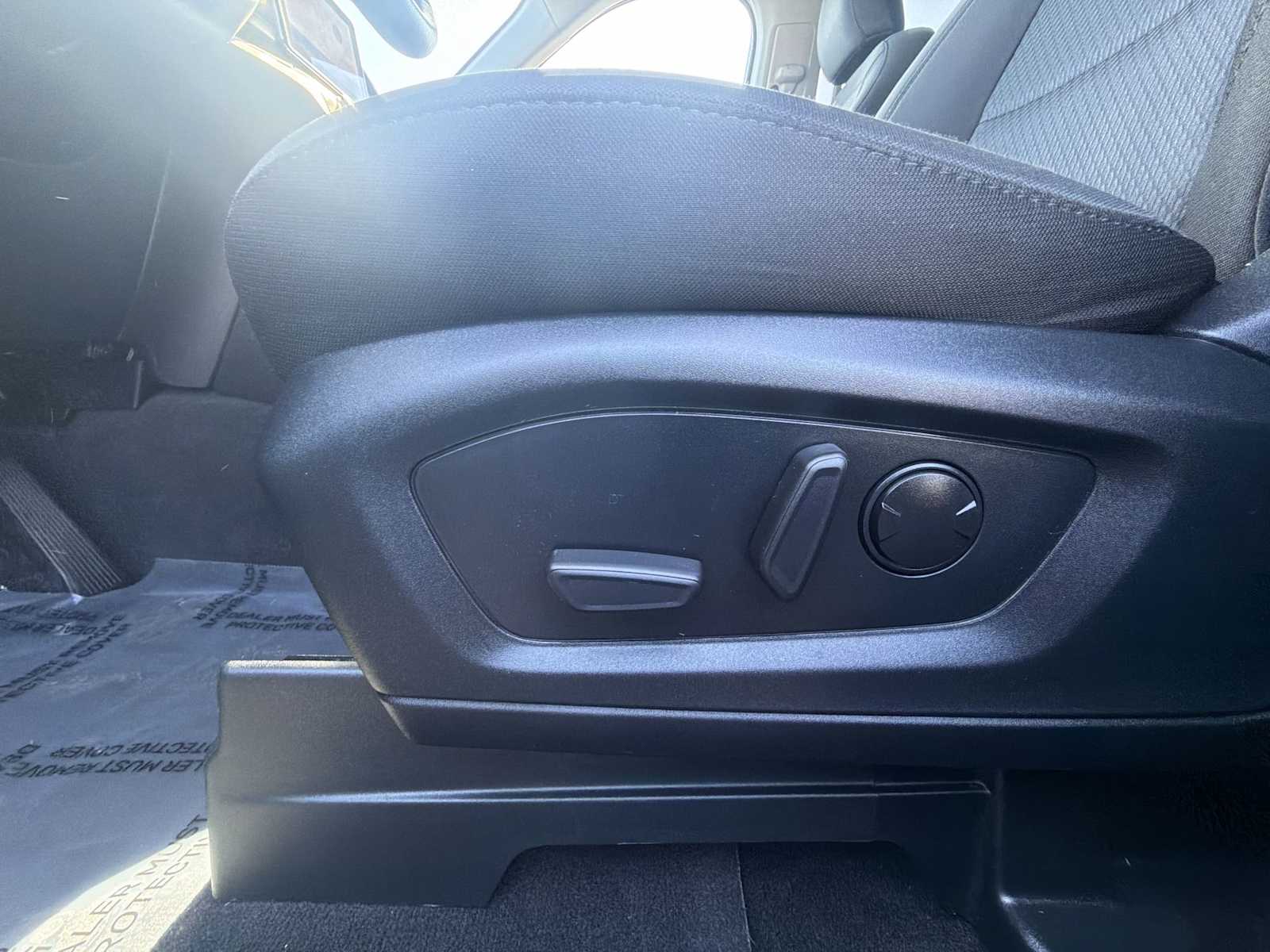 Thumbnail: 2023 Ford Explorer - 14