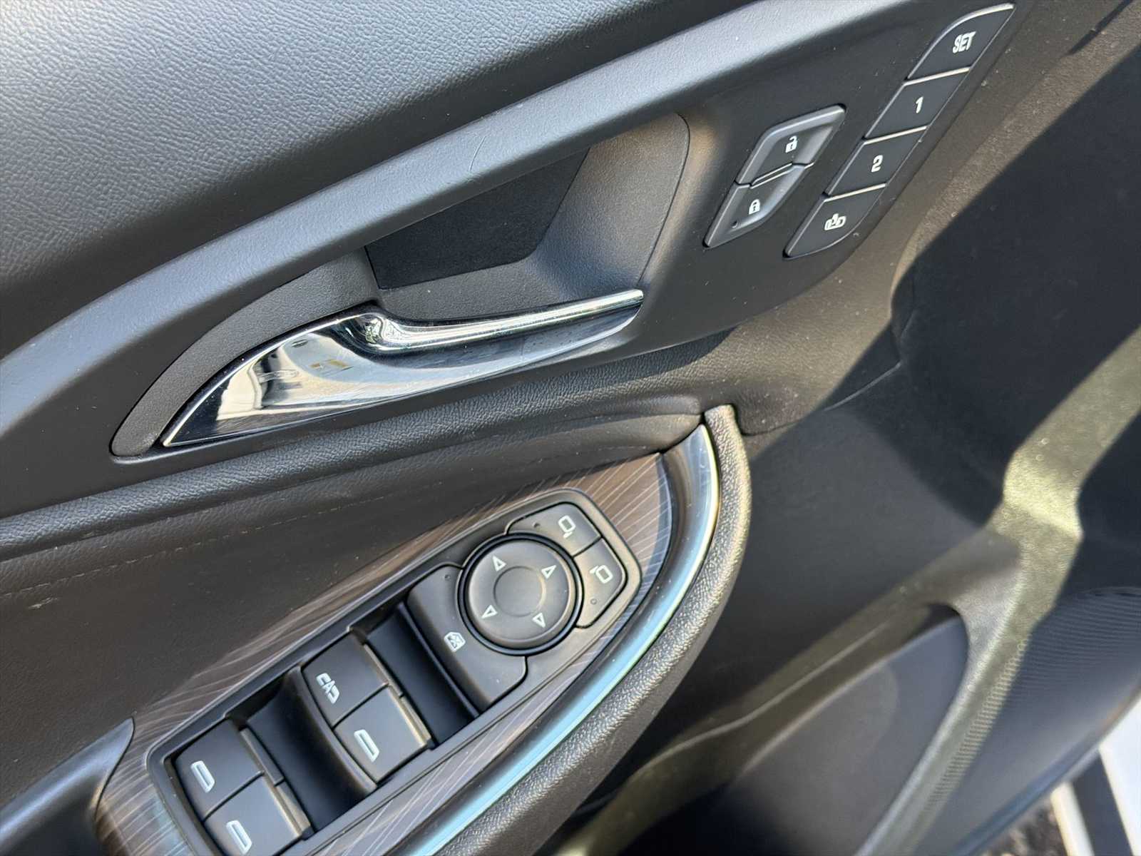 Thumbnail: 2024 Chevrolet Malibu - 15