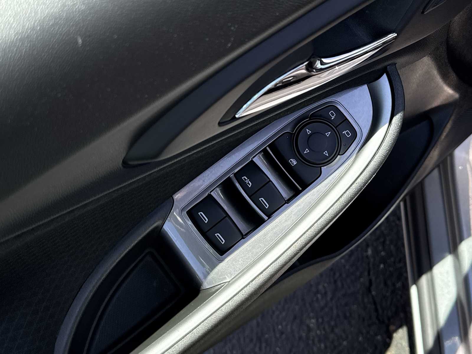 Thumbnail: 2024 Chevrolet Malibu - 15