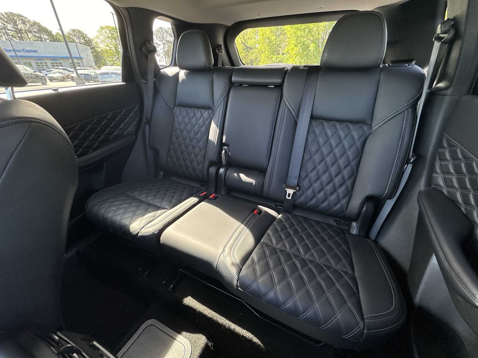 Thumbnail: 2024 Mitsubishi Outlander - 24