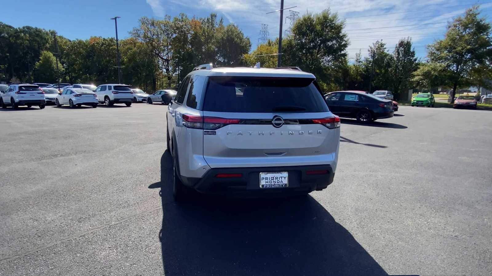 Thumbnail: 2025 Nissan Pathfinder - 7