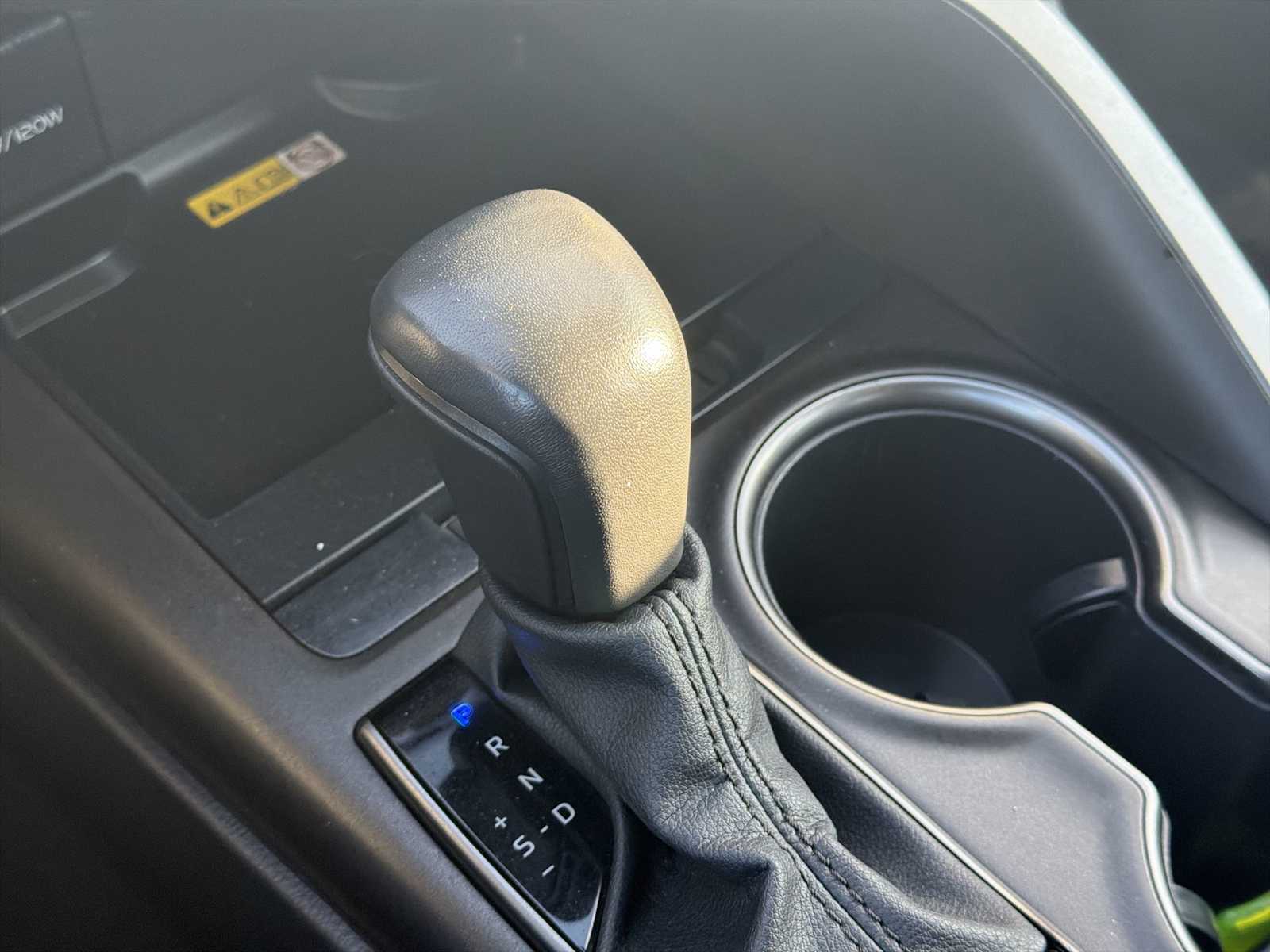 Thumbnail: 2023 Toyota Camry - 21