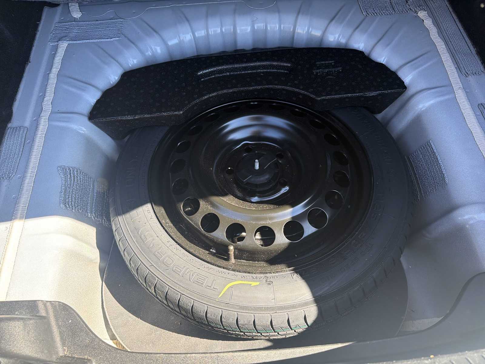 Thumbnail: 2024 Chevrolet Malibu - 21