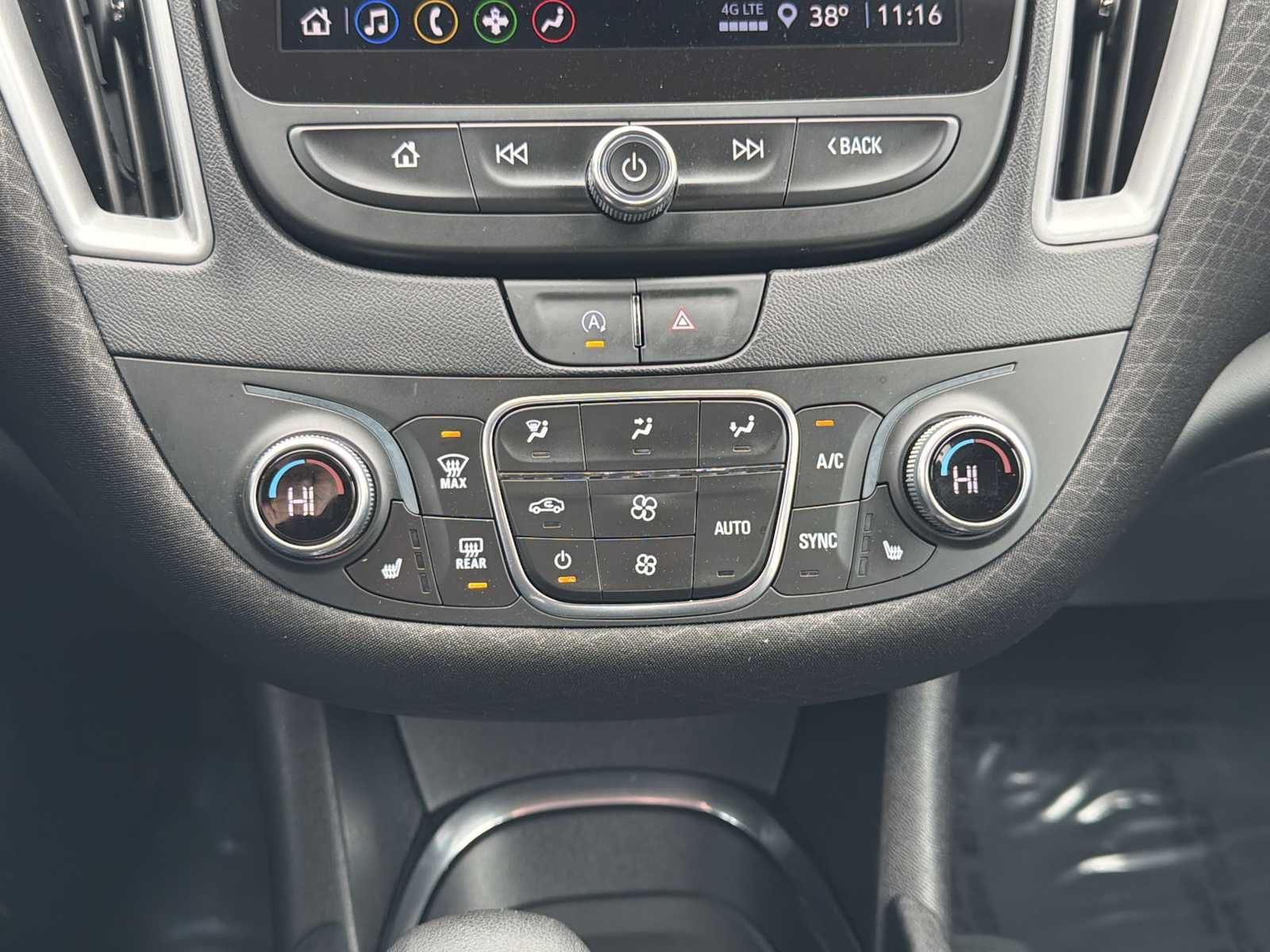 Thumbnail: 2024 Chevrolet Malibu - 16