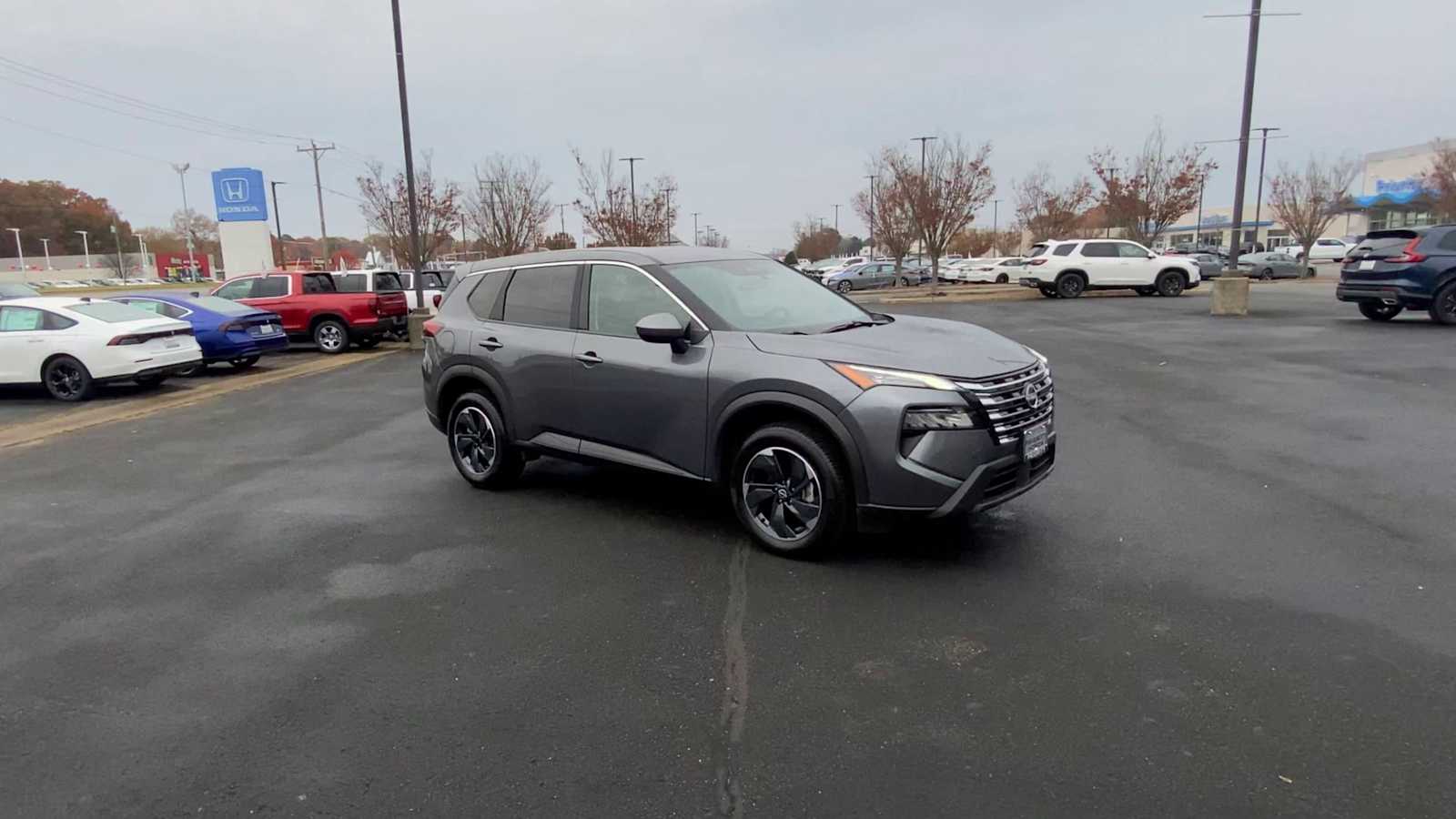 Thumbnail: 2025 Nissan Rogue - 2