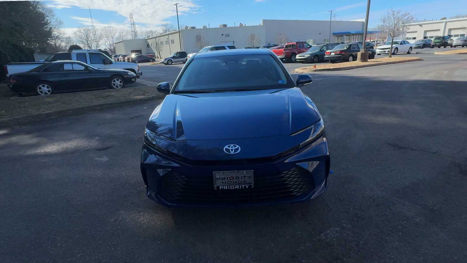 Thumbnail: 2025 Toyota Camry - 3