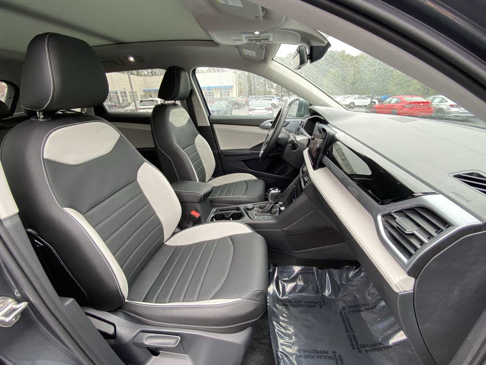 Thumbnail: 2025 Volkswagen Taos - 26