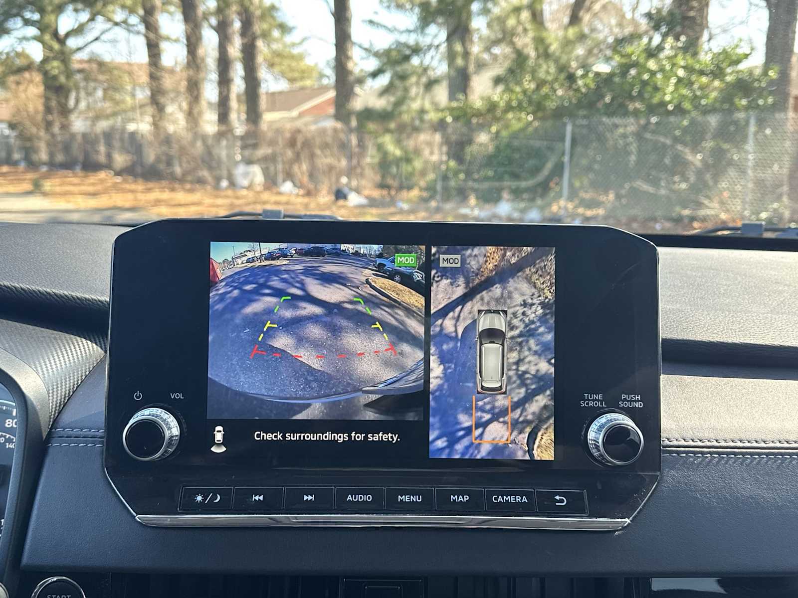 Thumbnail: 2024 Mitsubishi Outlander - 23