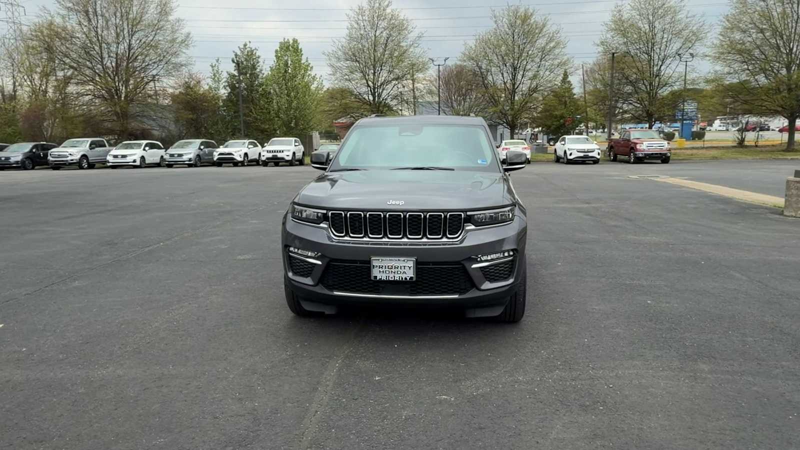 Thumbnail: 2024 Jeep Grand Cherokee - 3