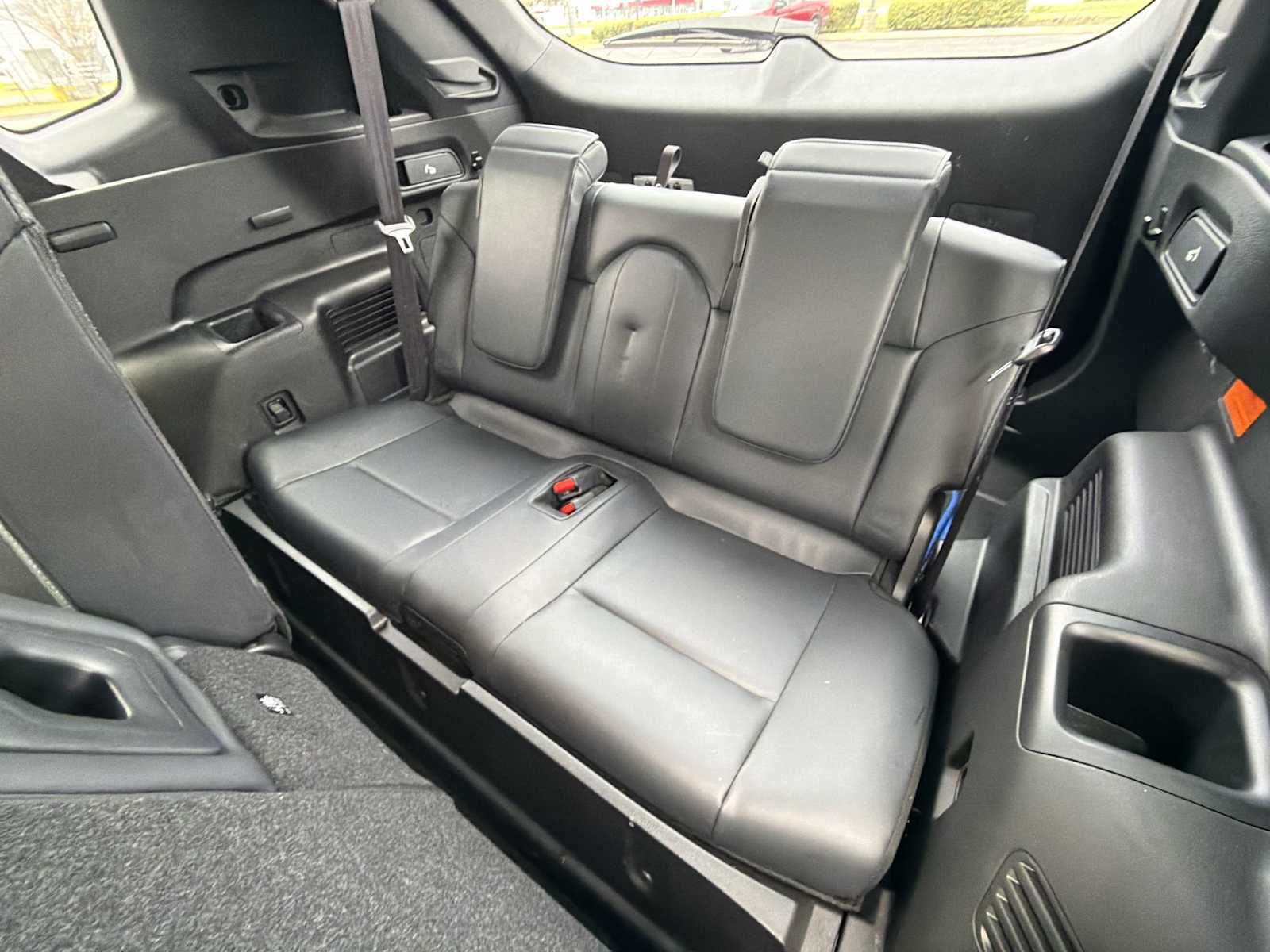 Thumbnail: 2024 Mitsubishi Outlander - 25