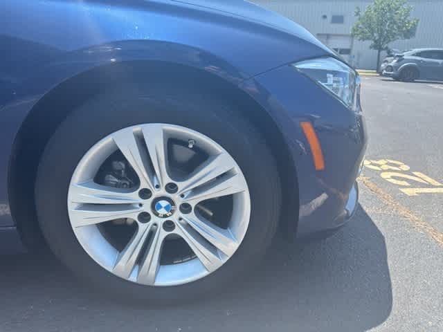Thumbnail: 2016 BMW 3 Series - 5
