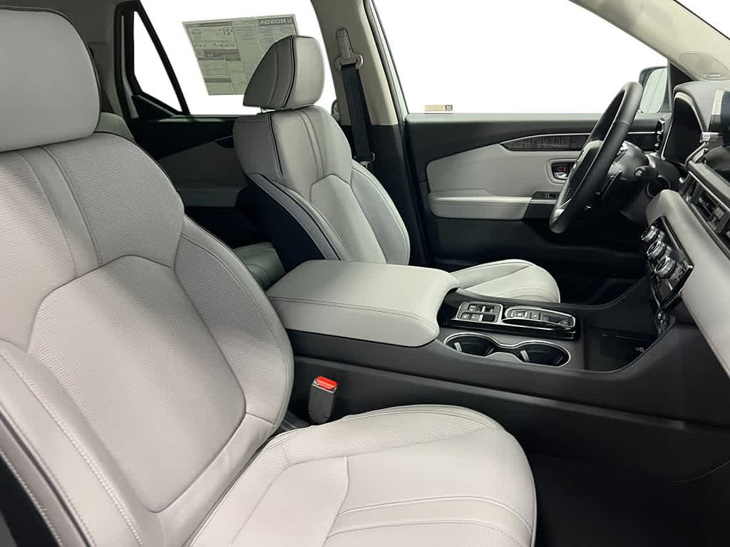 2025 Honda Pilot Elite 42
