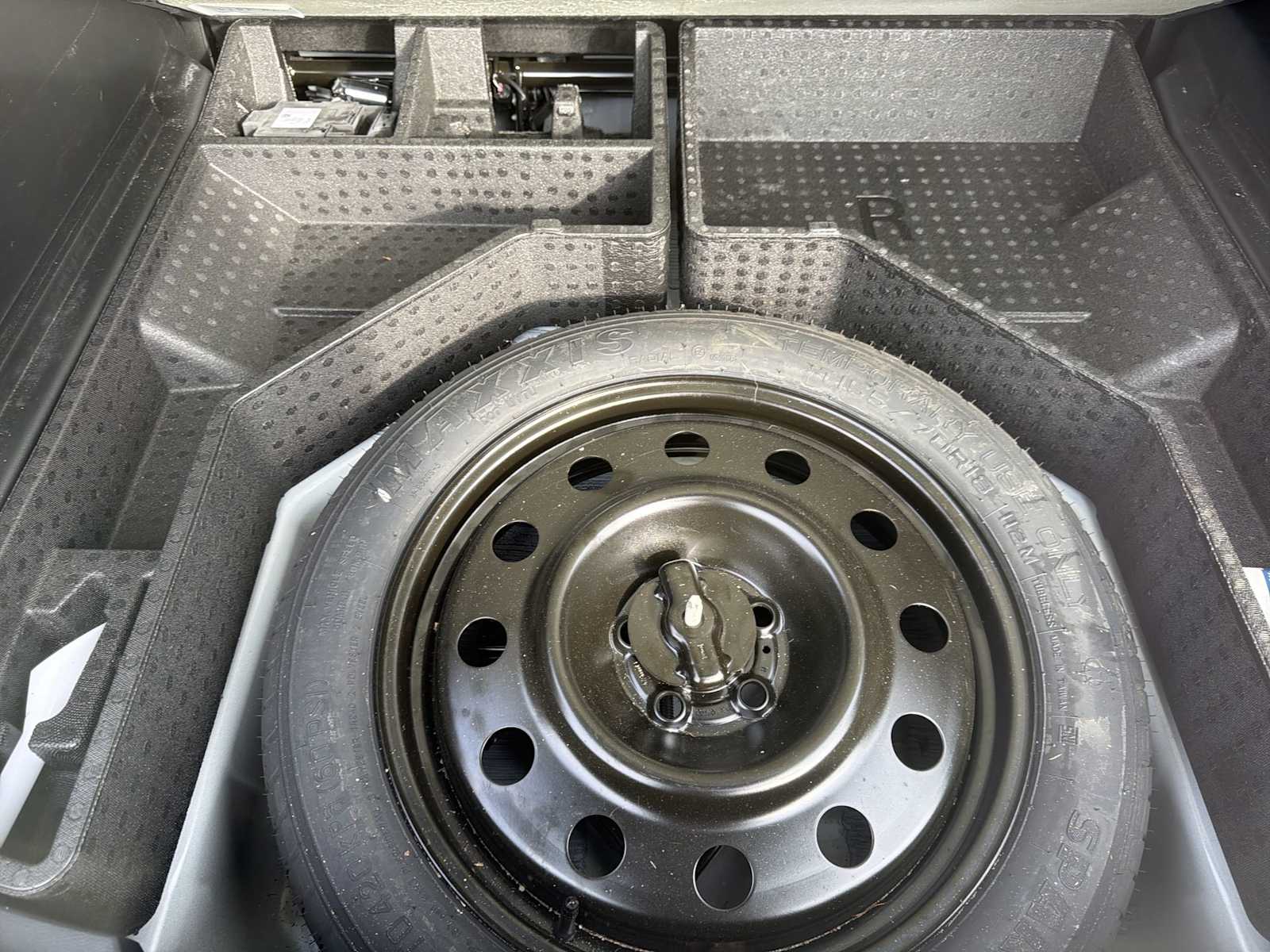 Thumbnail: 2024 Ford Edge - 20