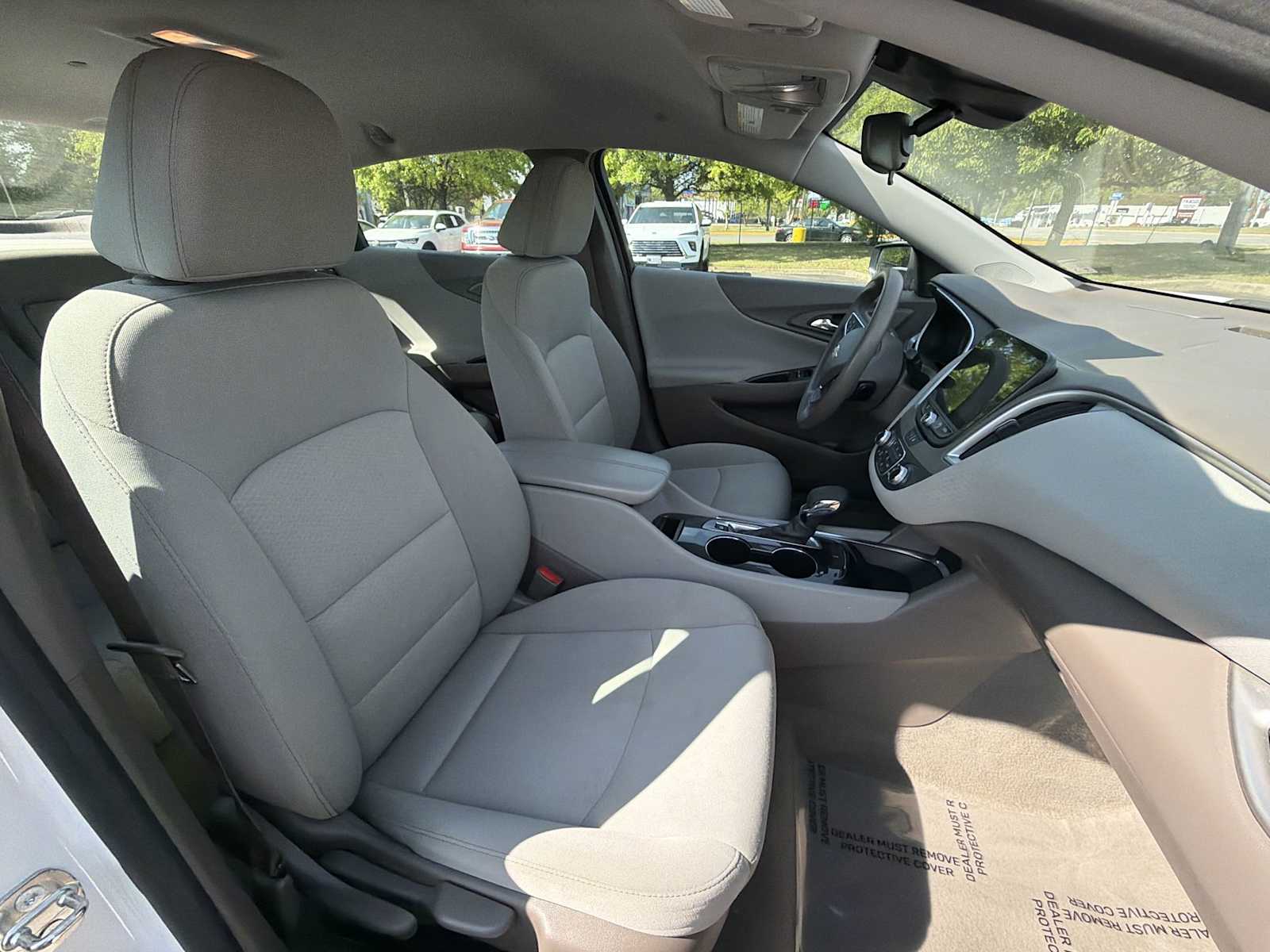 Thumbnail: 2023 Chevrolet Malibu - 24