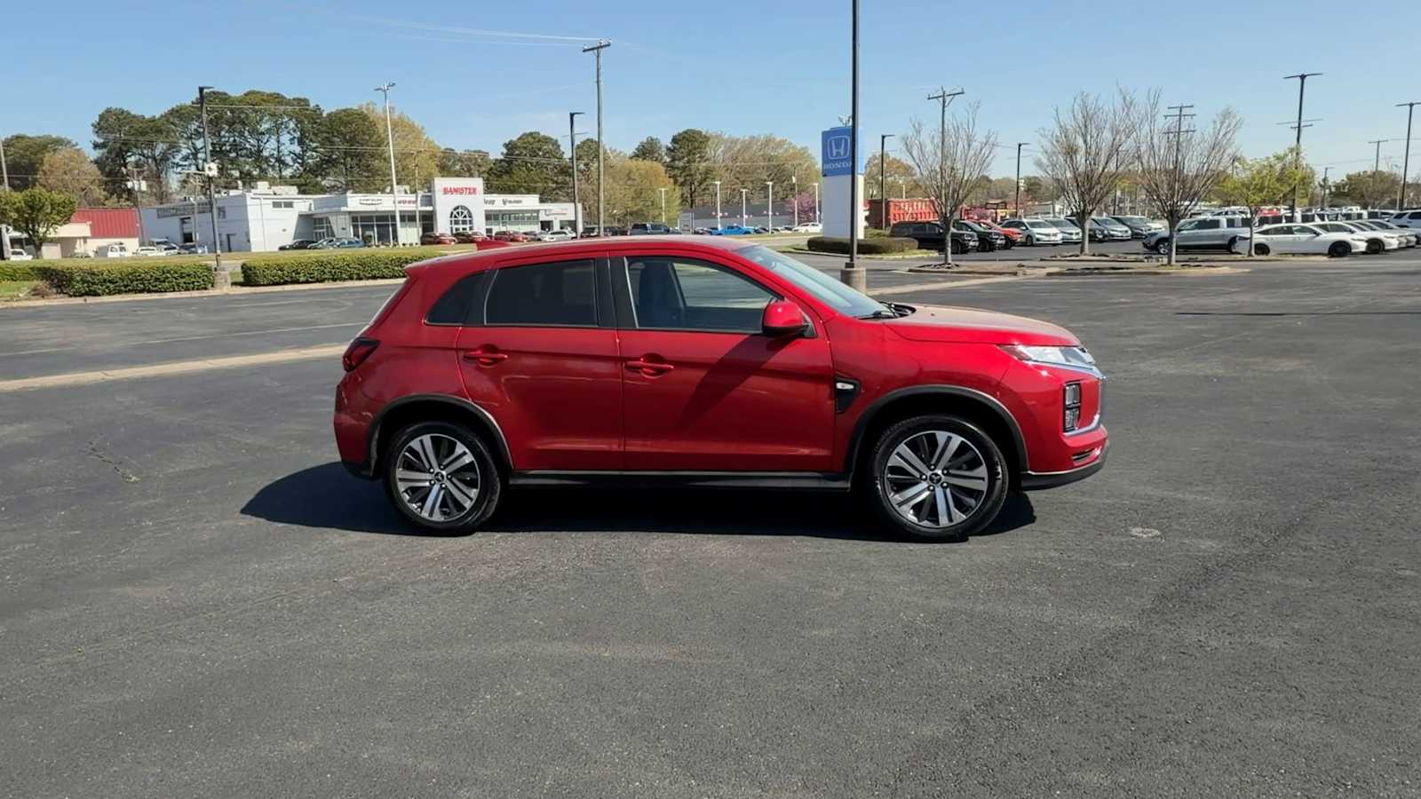 Thumbnail: 2024 Mitsubishi Outlander Sport - 9