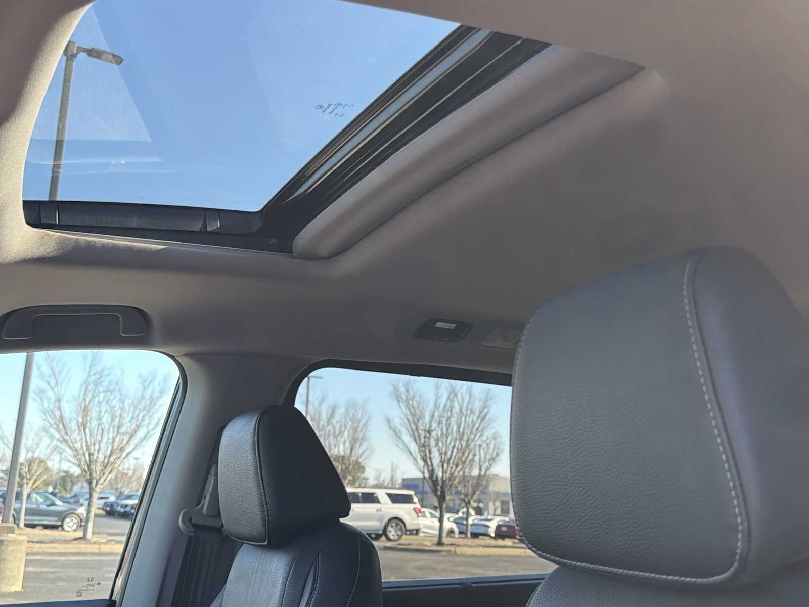 Thumbnail: 2024 Honda Odyssey - 16