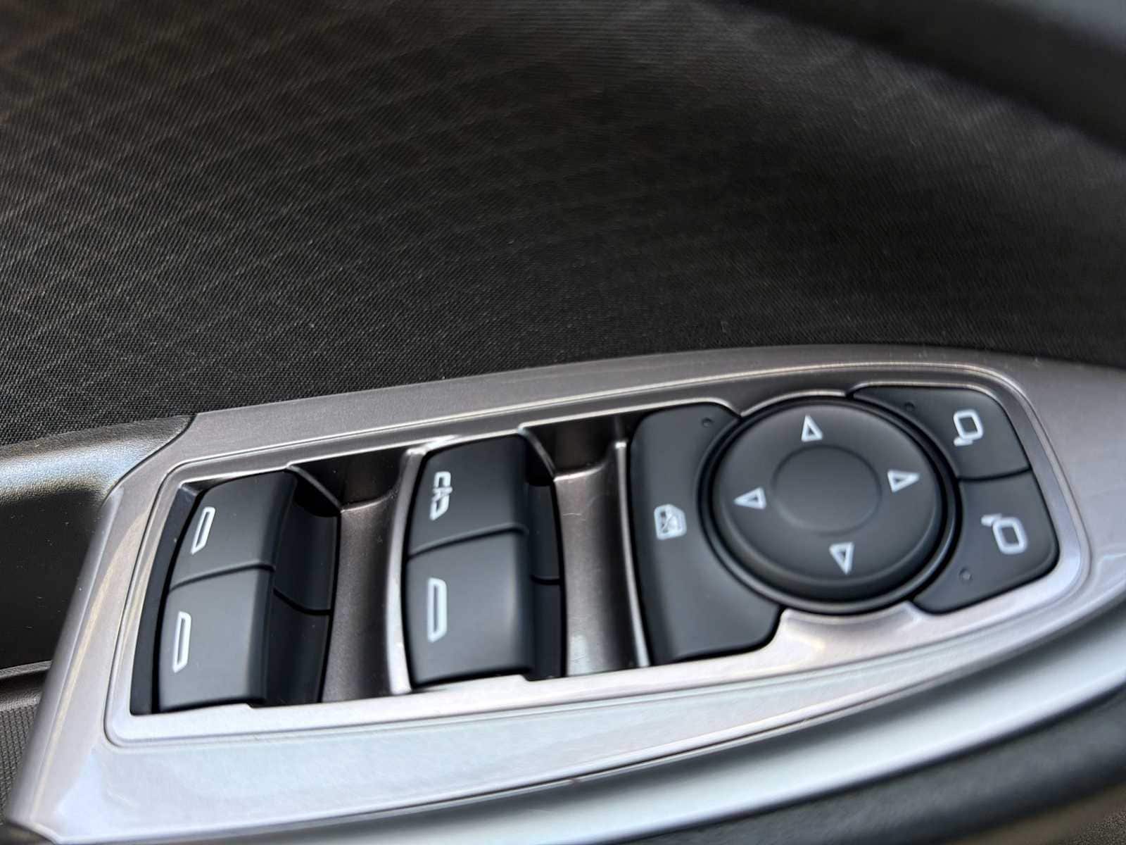 Thumbnail: 2024 Chevrolet Malibu - 15