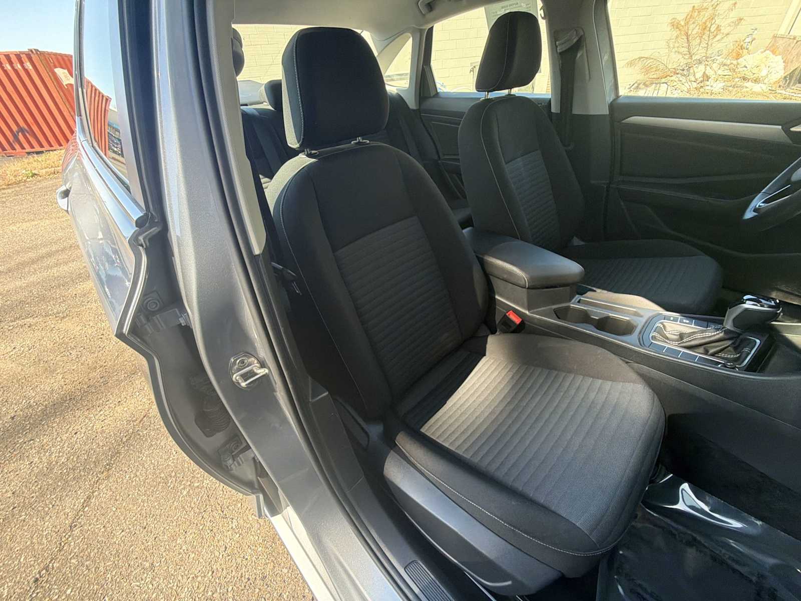 Thumbnail: 2024 Volkswagen Jetta - 39