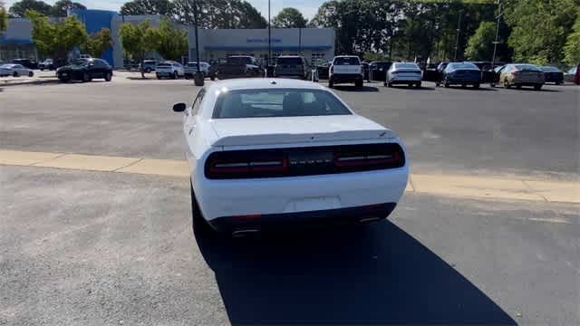 Thumbnail: 2019 Dodge Challenger - 3