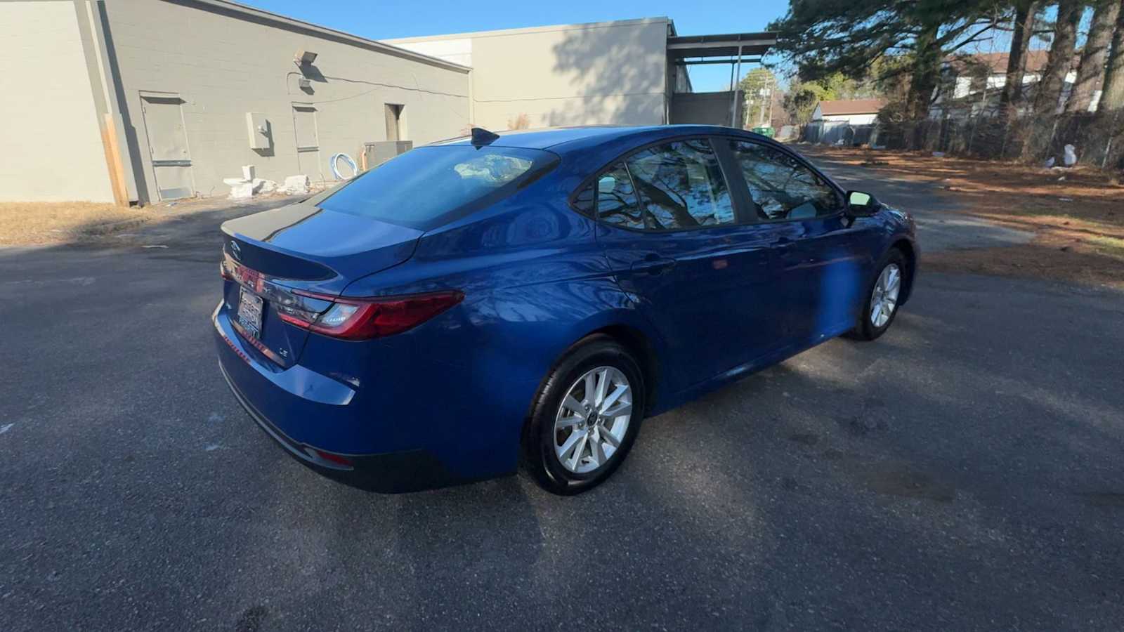 Thumbnail: 2025 Toyota Camry - 8