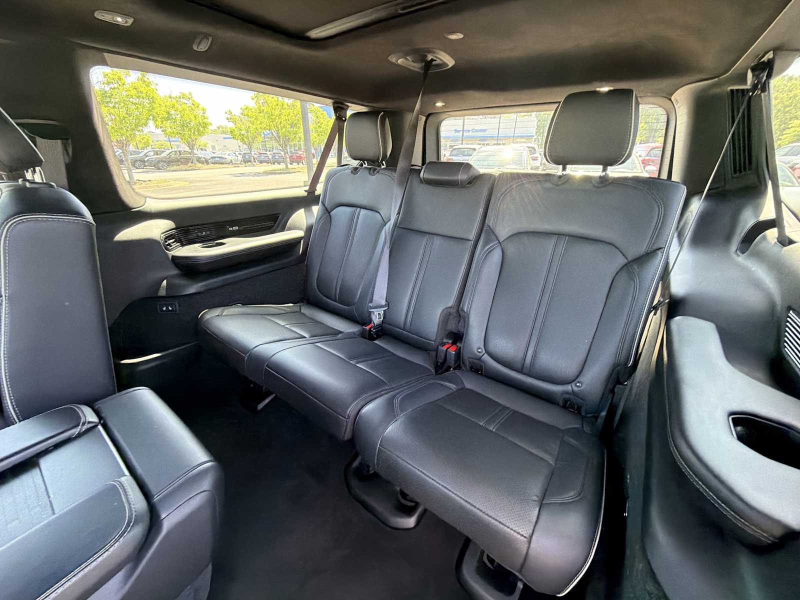 Thumbnail: 2024 Jeep Grand Wagoneer L - 26