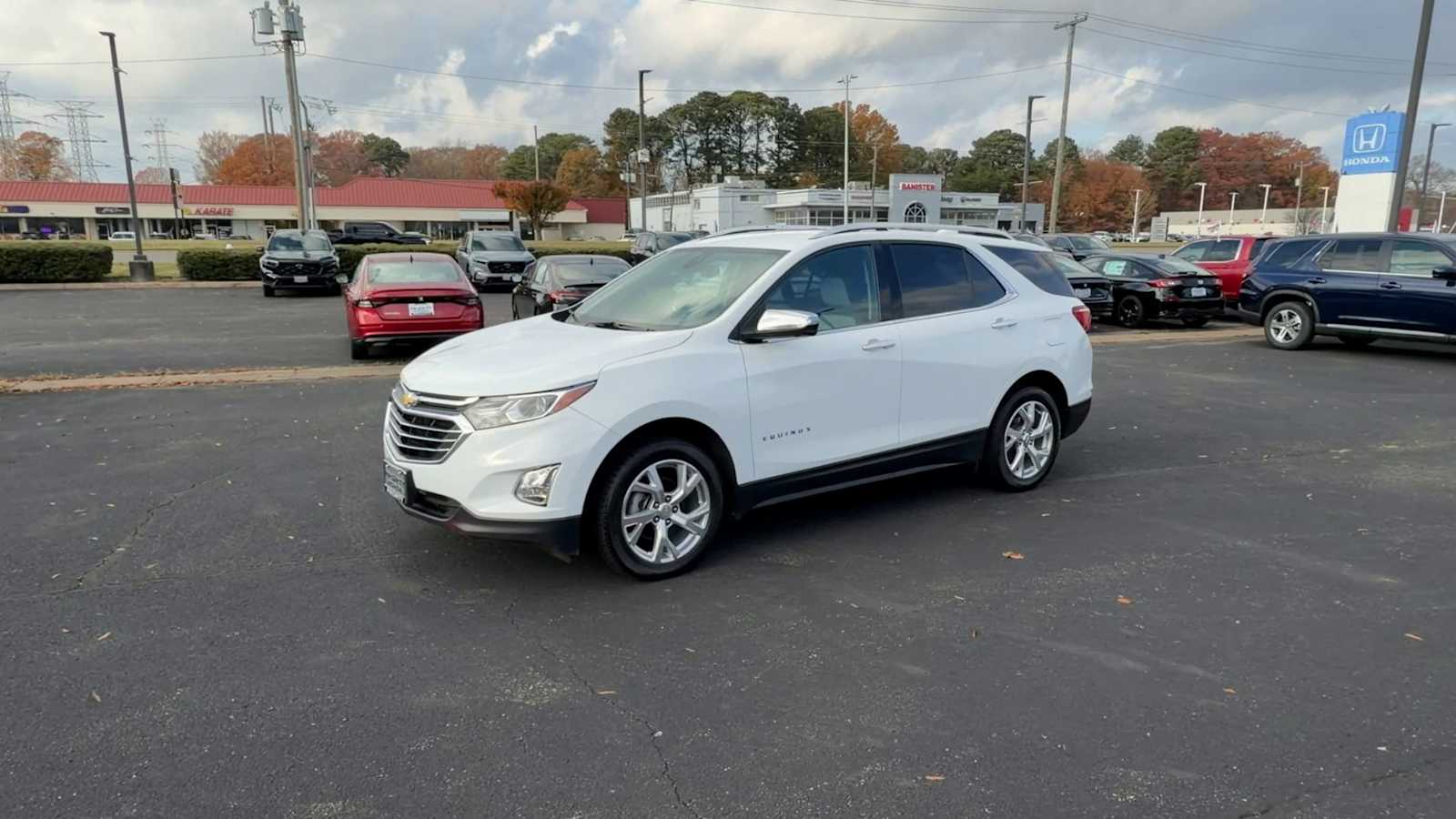 Thumbnail: 2021 Chevrolet Equinox - 4