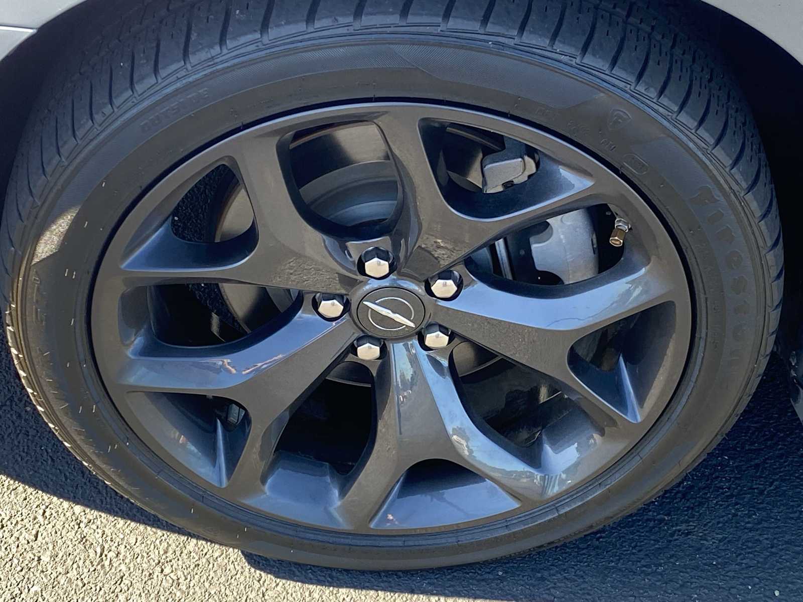 Thumbnail: 2023 Chrysler 300 - 18