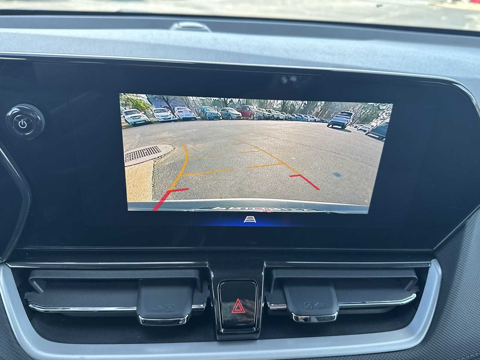 Thumbnail: 2025 Chevrolet TrailBlazer - 22