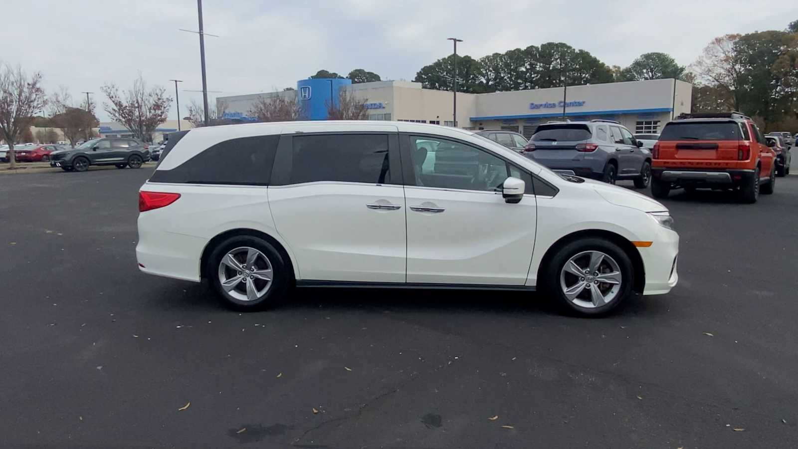 Thumbnail: 2018 Honda Odyssey - 9