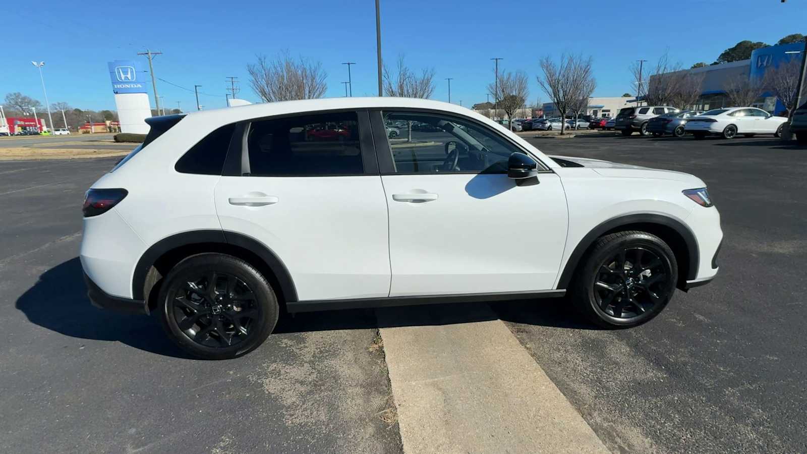 Thumbnail: 2025 Honda HR-V - 9