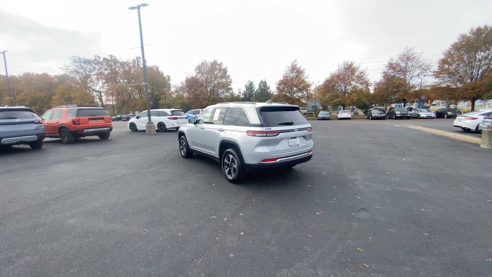 Thumbnail: 2024 Jeep Grand Cherokee - 6