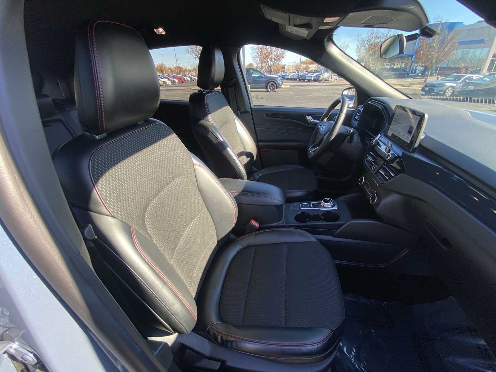 Thumbnail: 2025 Ford Escape - 24