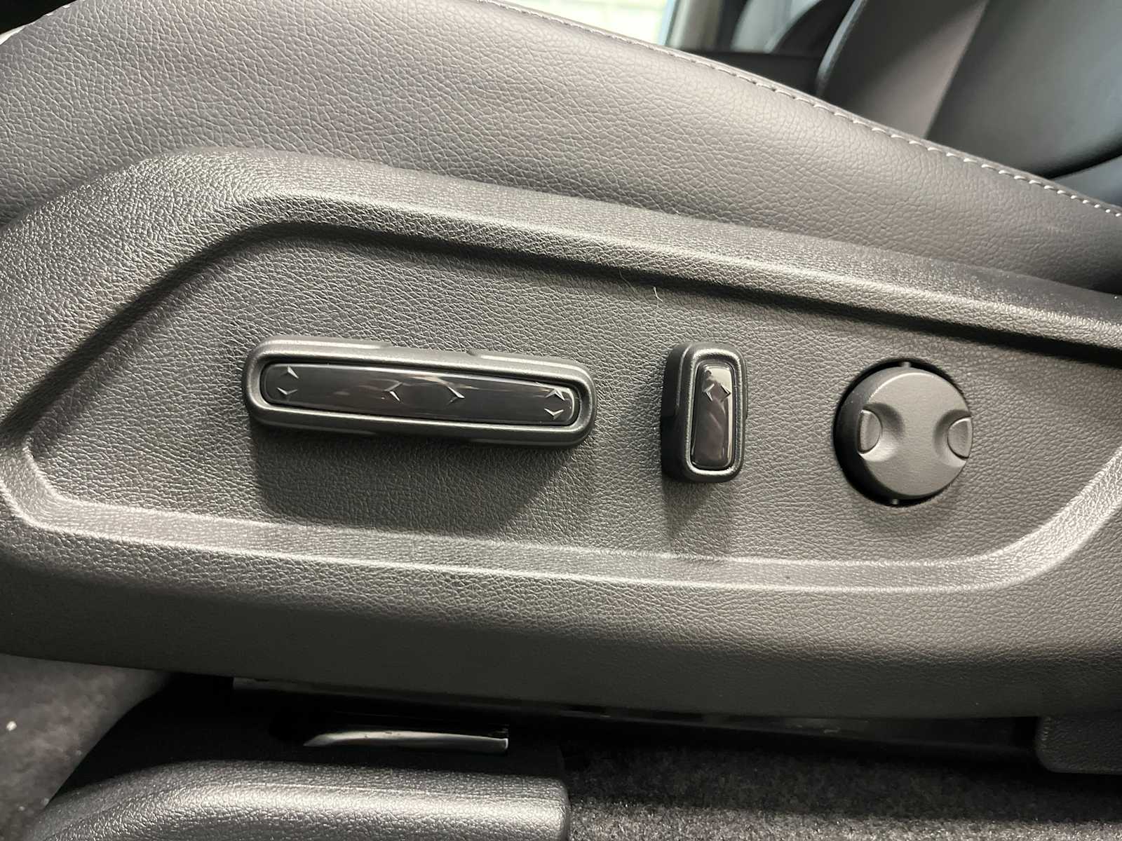 Thumbnail: 2026 Honda Pilot - 15