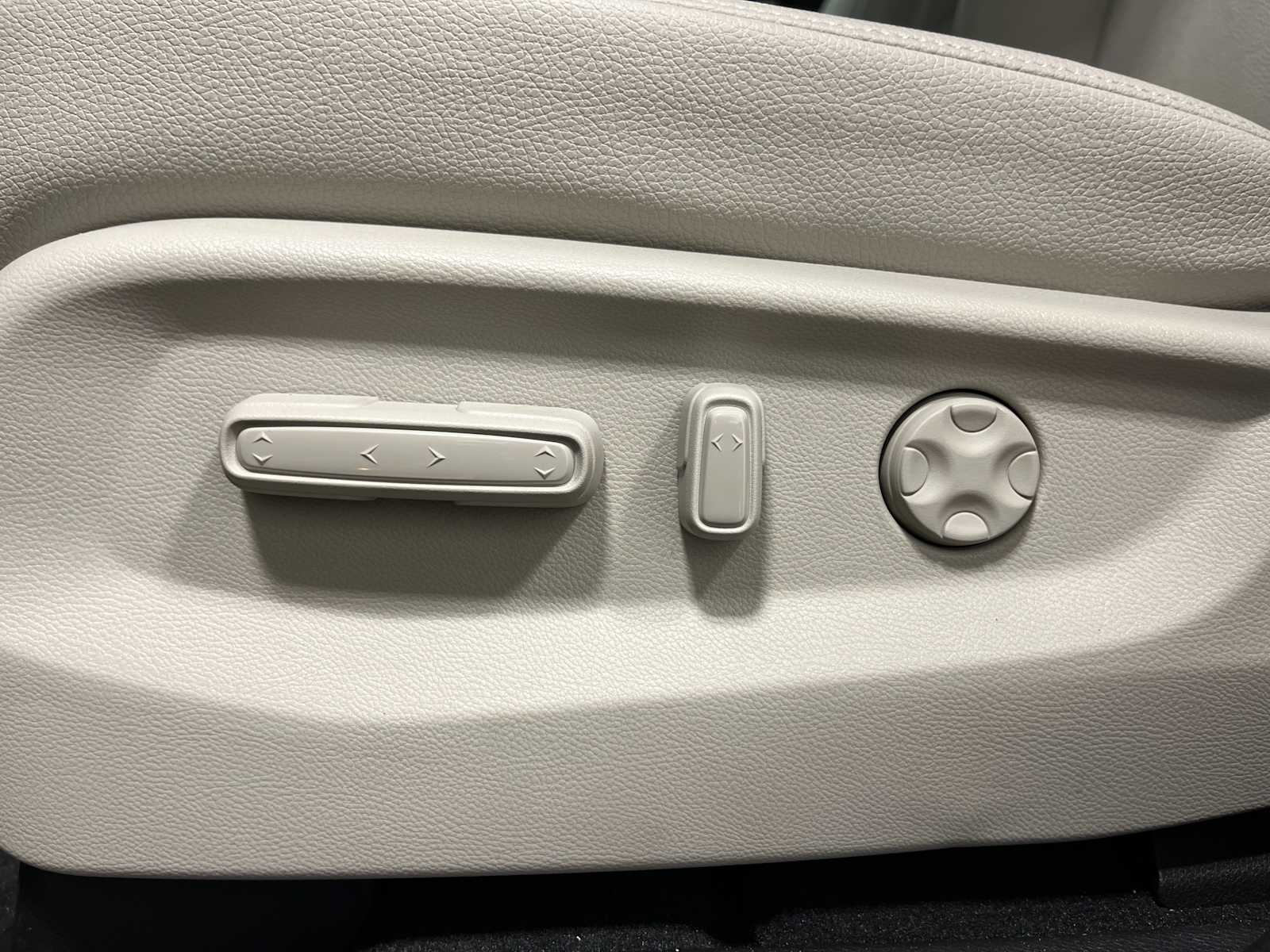 Thumbnail: 2025 Honda Odyssey - 13