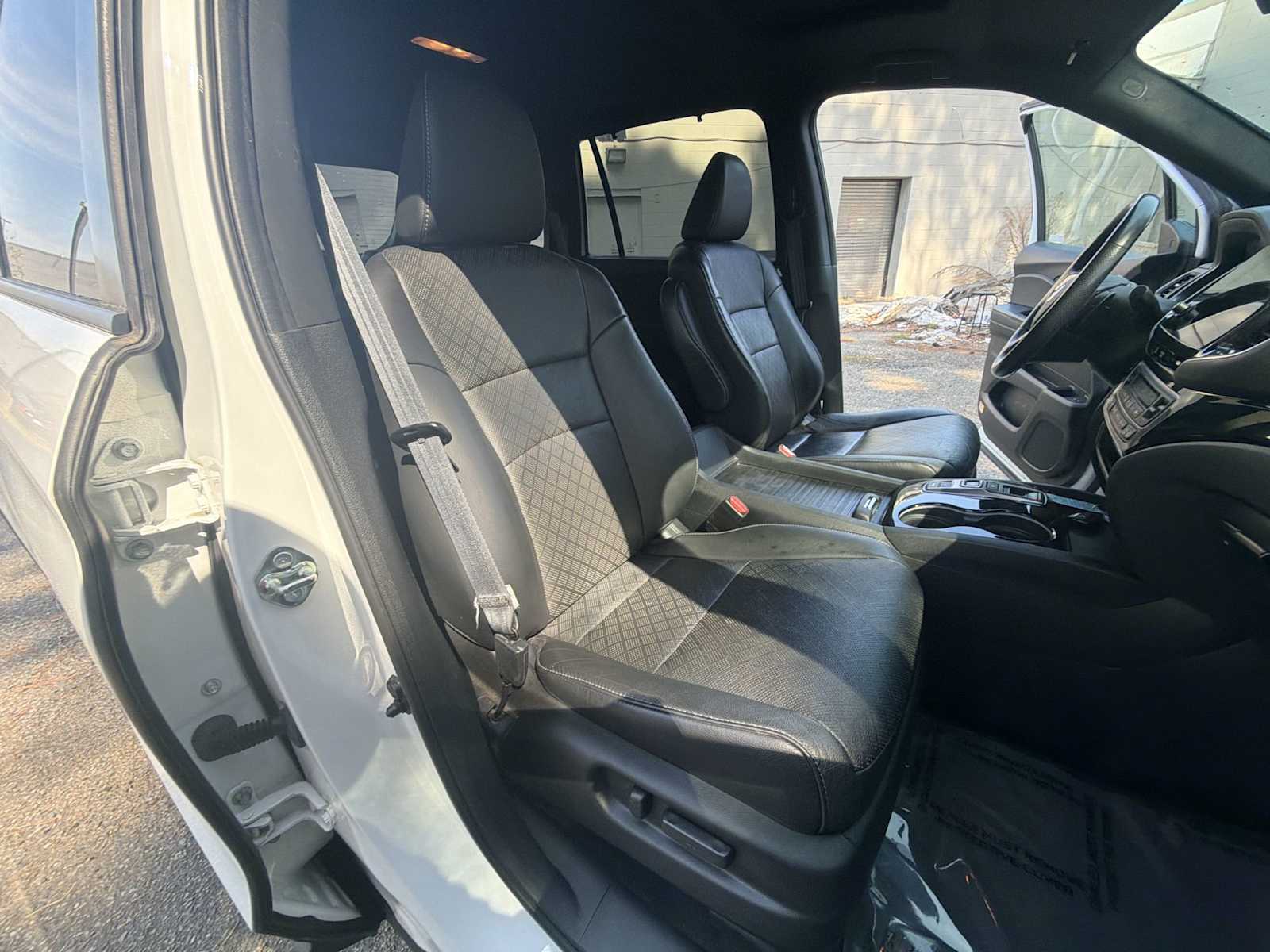 Thumbnail: 2020 Honda Passport - 26