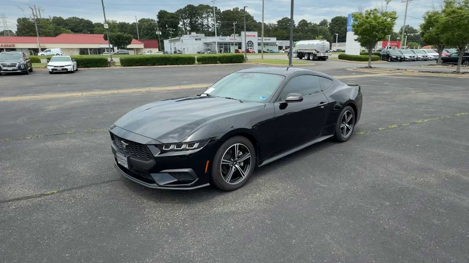 Thumbnail: 2024 Ford Mustang - 4