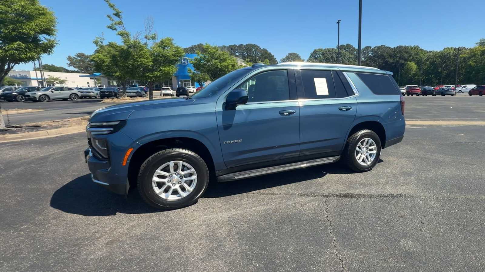 Thumbnail: 2025 Chevrolet Tahoe - 4
