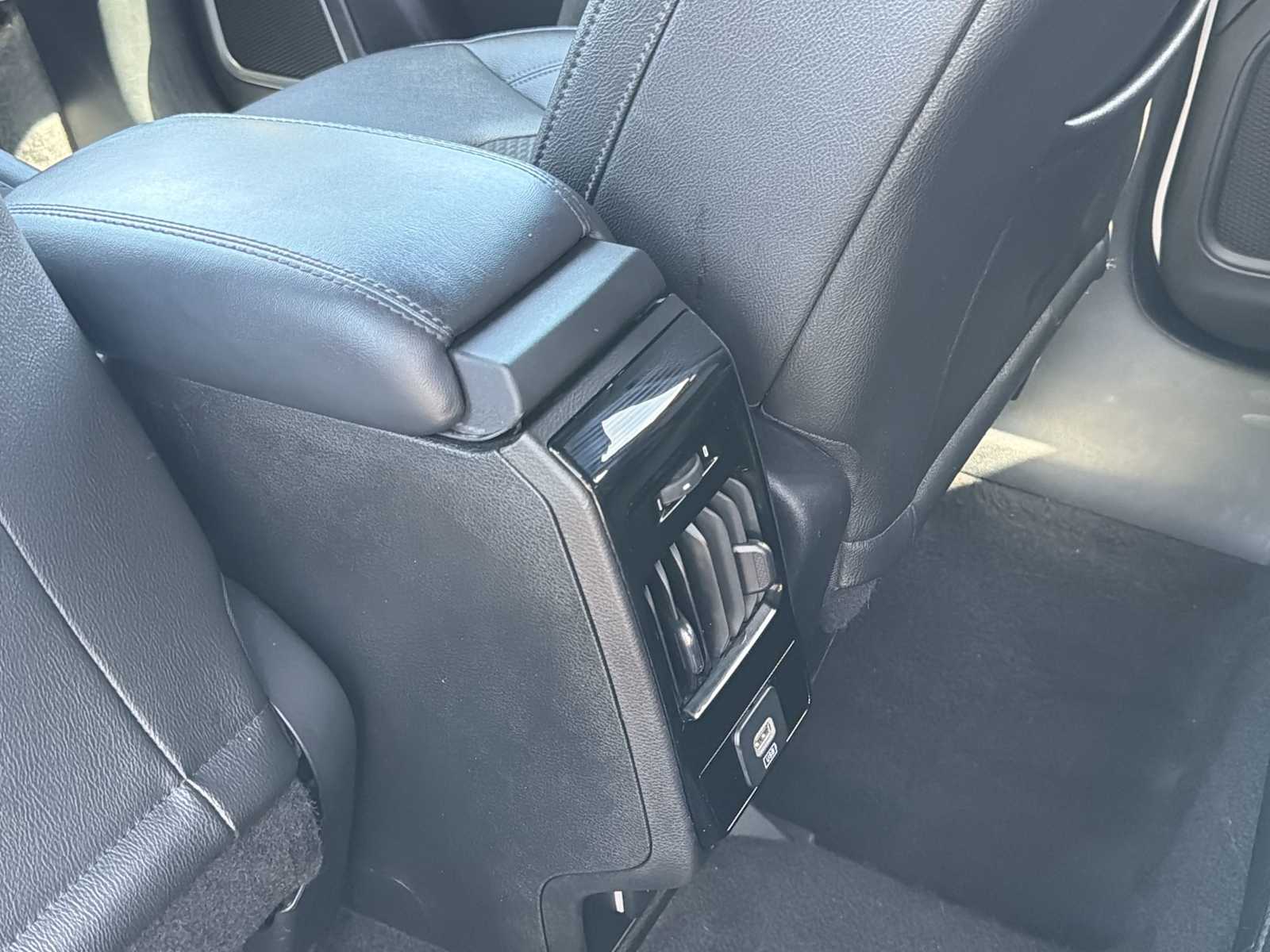 Thumbnail: 2024 Jeep Compass - 21