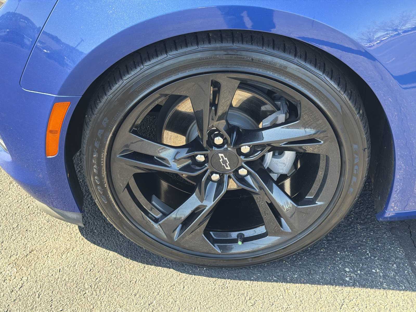 Thumbnail: 2021 Chevrolet Camaro - 18