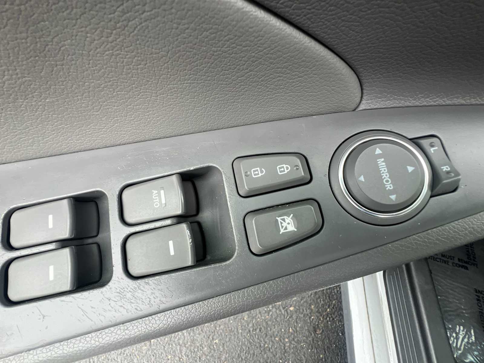 Thumbnail: 2013 Hyundai Sonata - 15