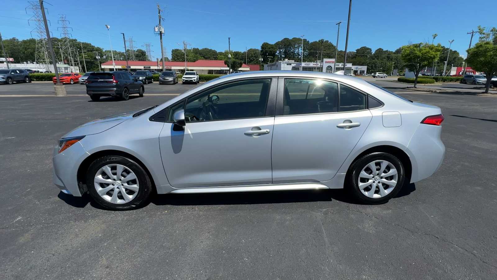Thumbnail: 2023 Toyota Corolla - 5