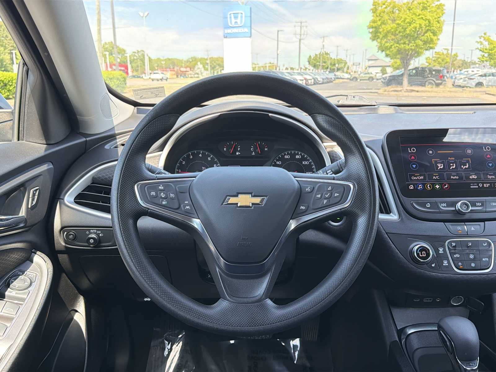 Thumbnail: 2024 Chevrolet Malibu - 11