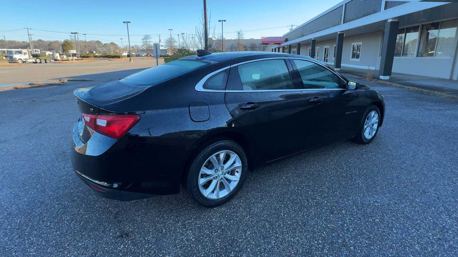 Thumbnail: 2024 Chevrolet Malibu - 8