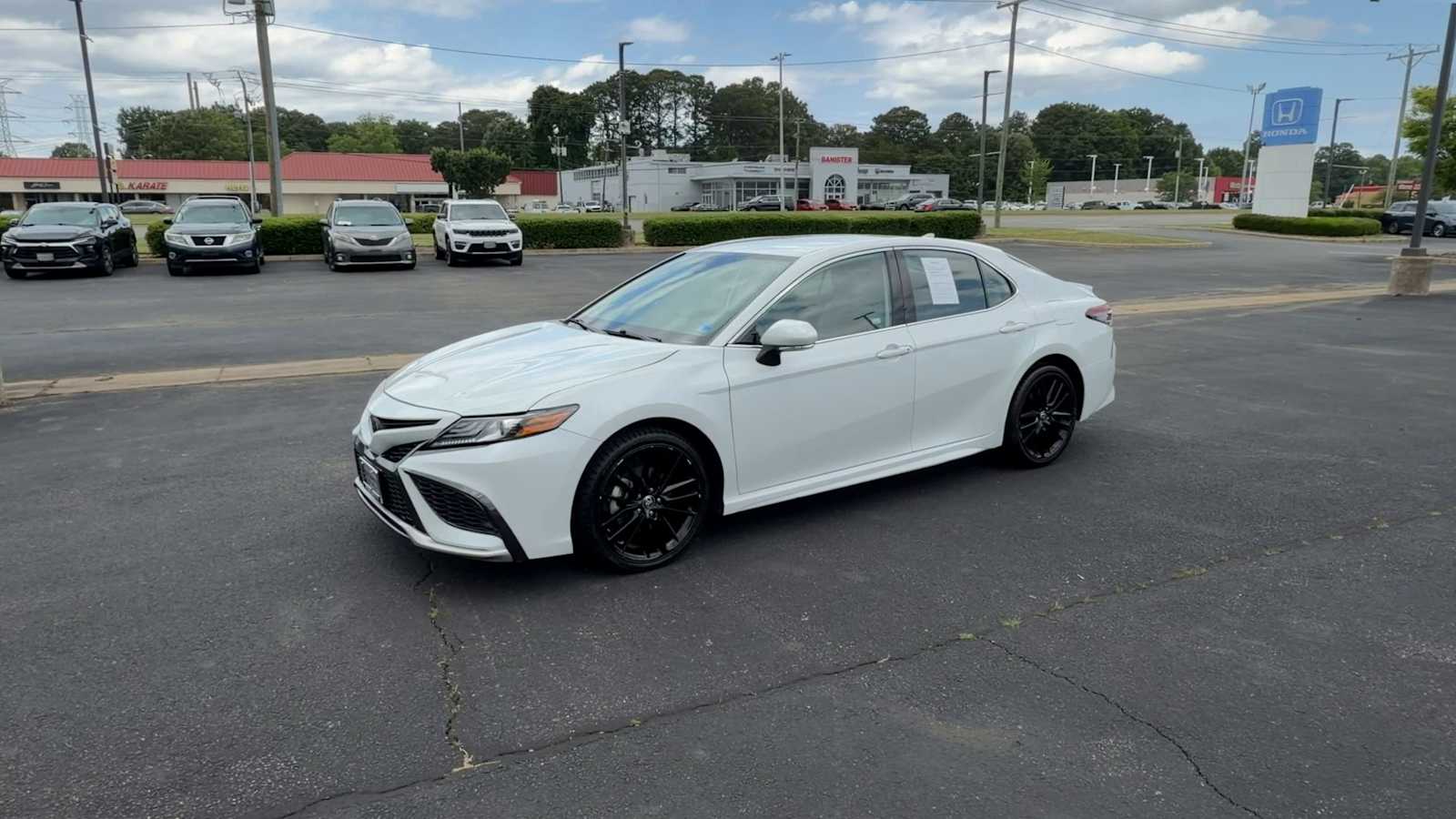 Thumbnail: 2024 Toyota Camry - 4