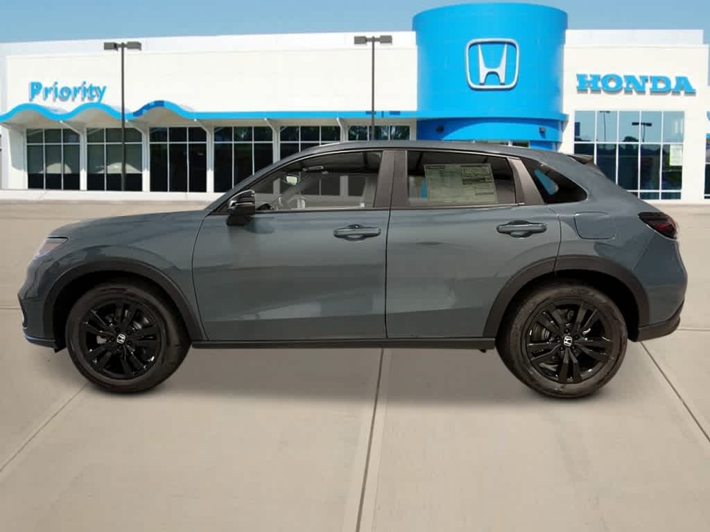 Thumbnail: 2027 Honda HR-V - 2