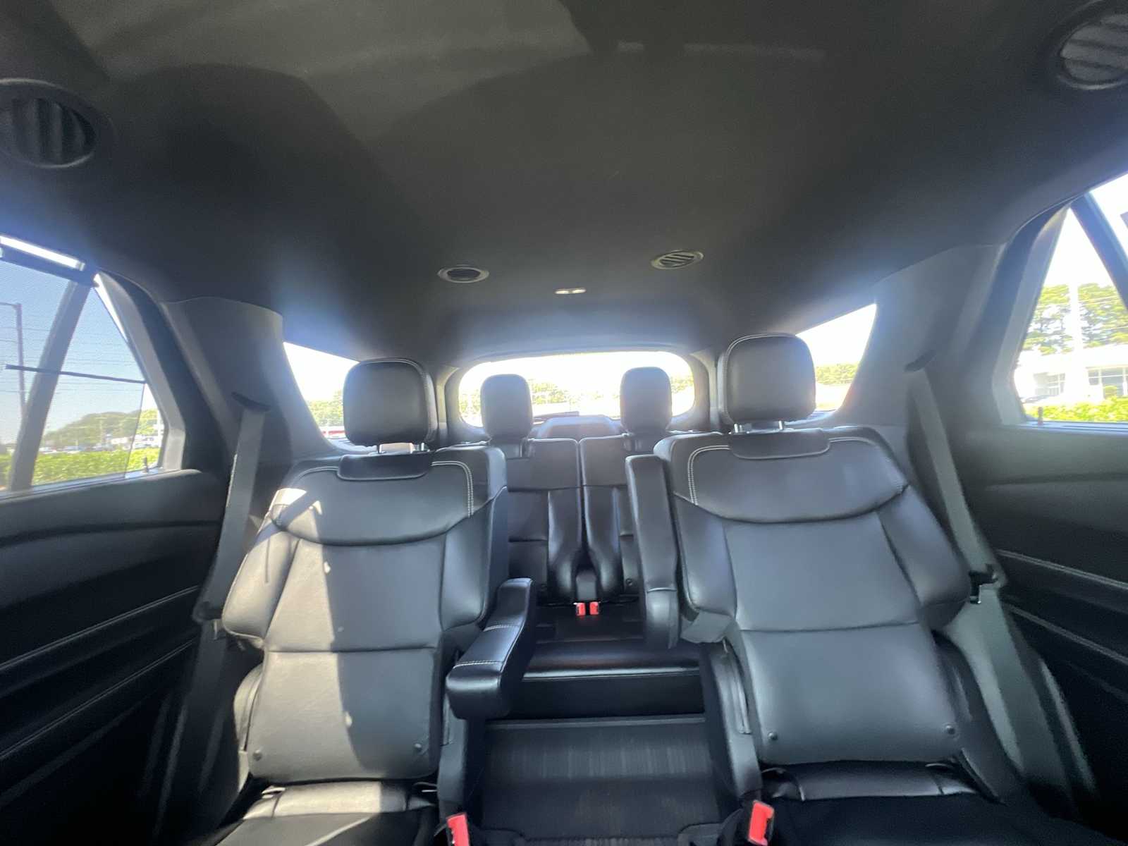 Thumbnail: 2020 Ford Explorer - 25