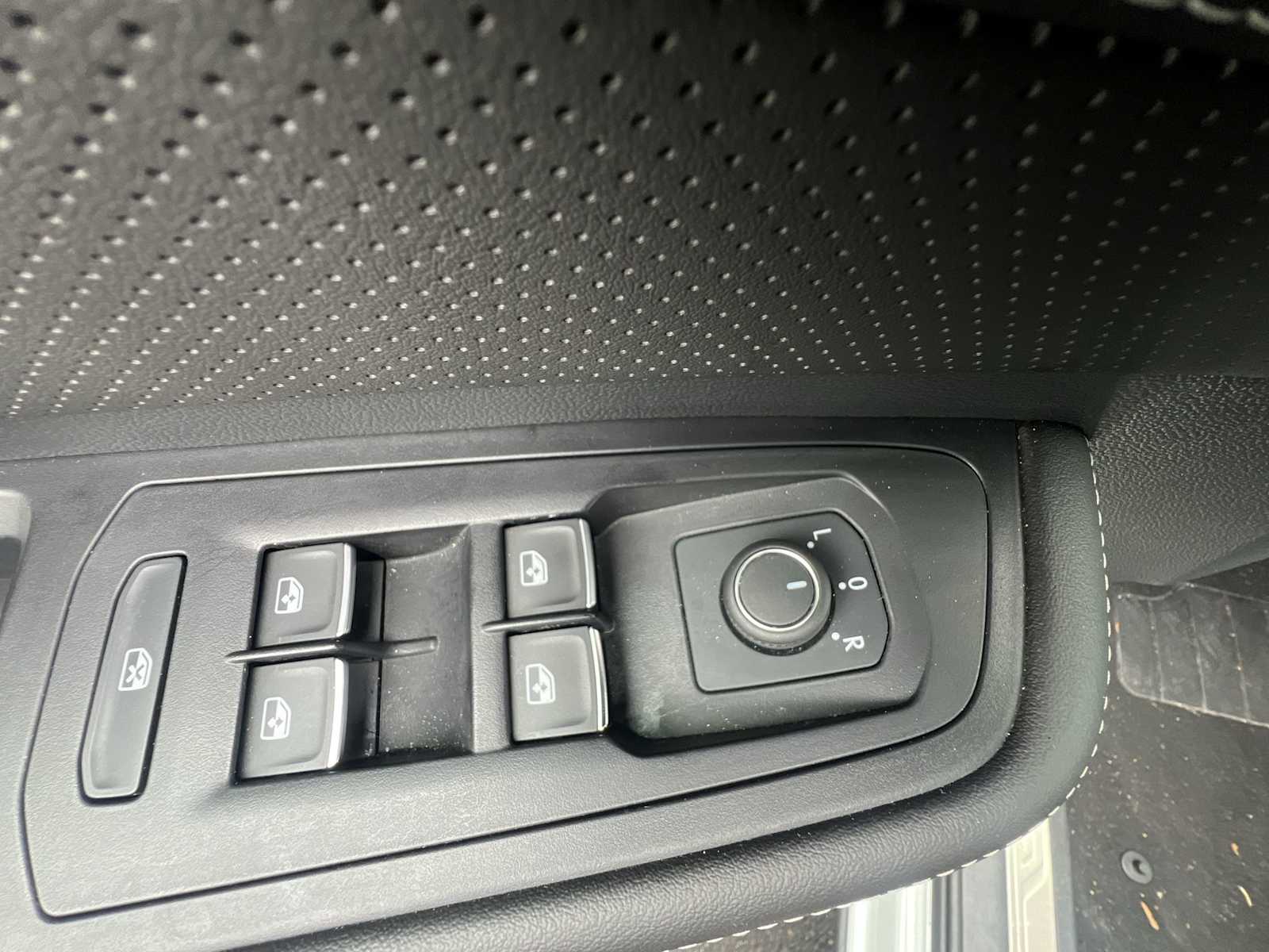 Thumbnail: 2025 Volkswagen Atlas - 15