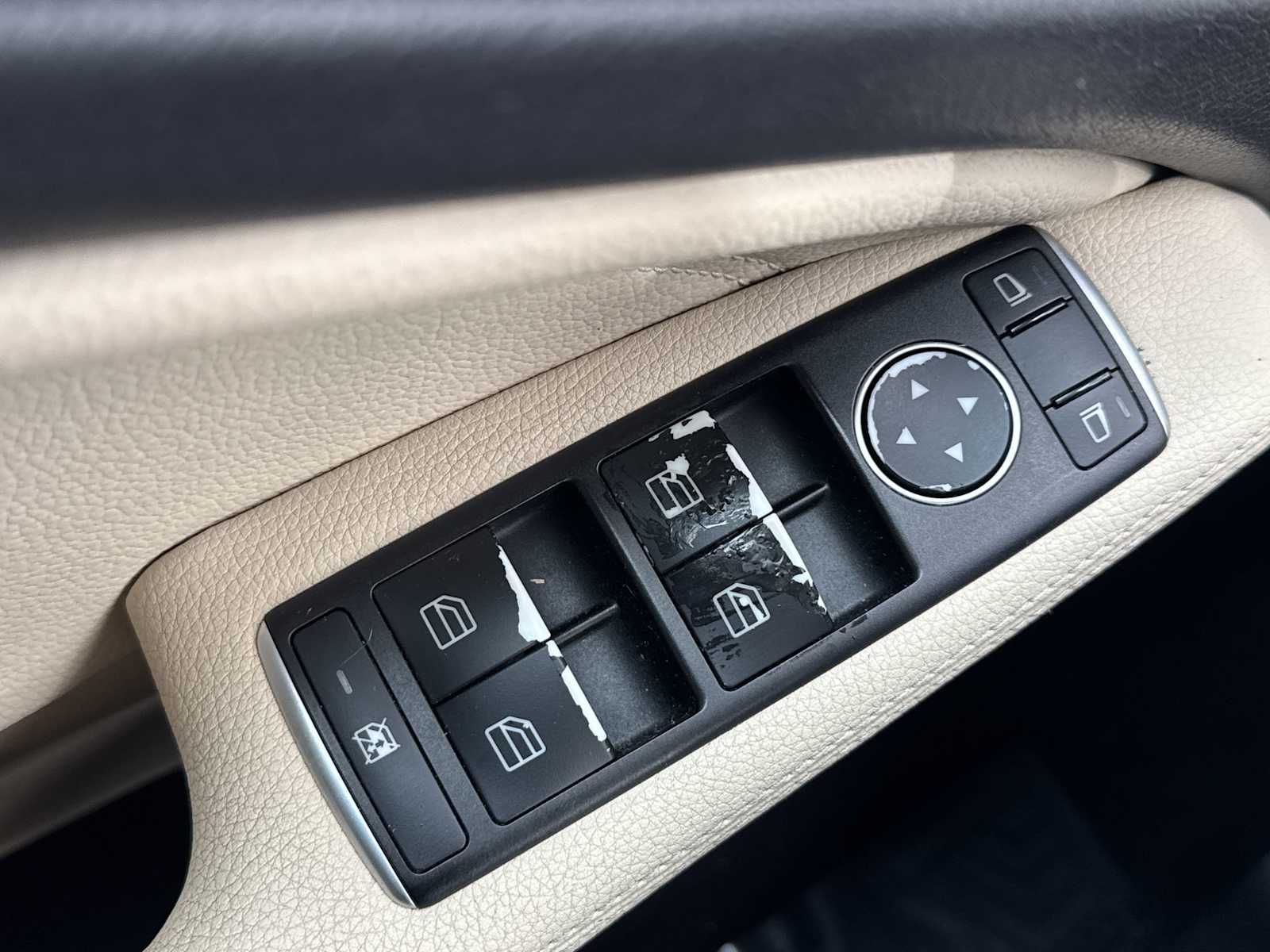 Thumbnail: 2018 Mercedes-Benz GLA - 15