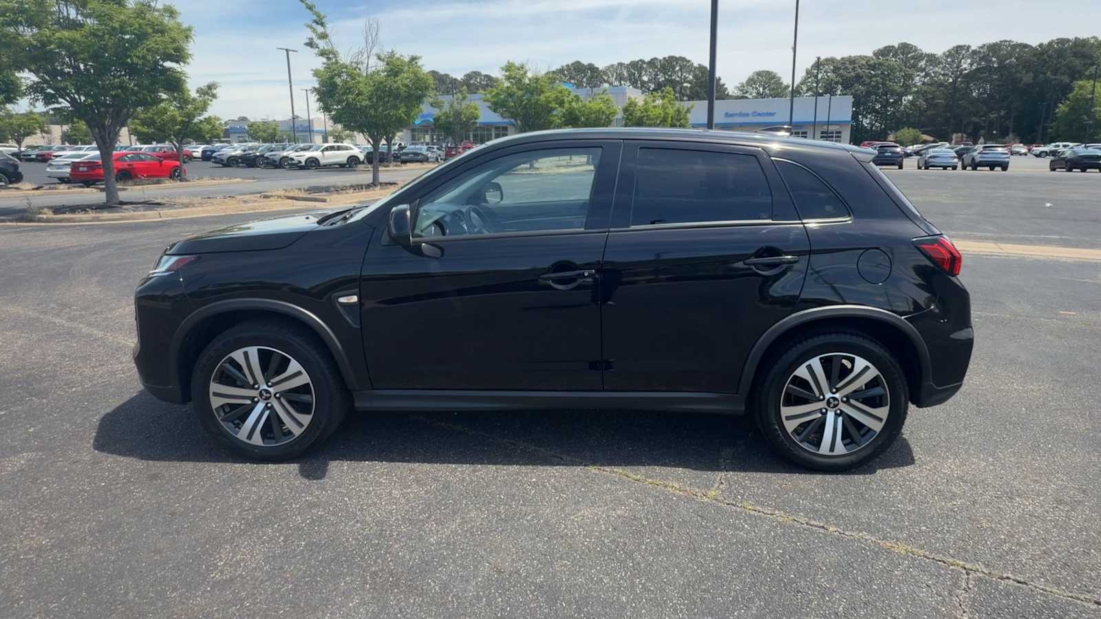 Thumbnail: 2024 Mitsubishi Outlander Sport - 5